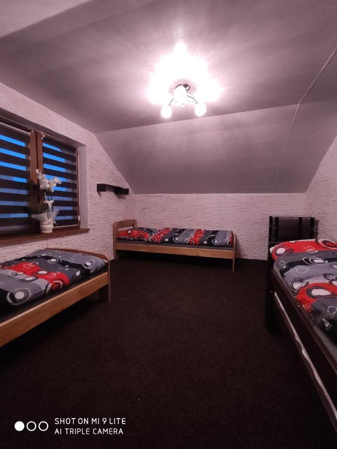 シフィノウイシチェ Apartament Aureliaヴィラ エクステリア 写真